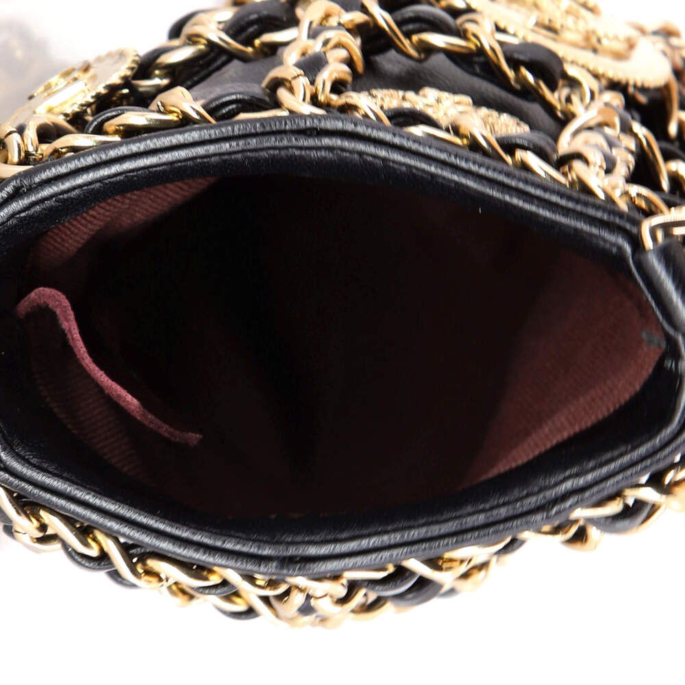 Chanel Tech Me Out Medallion Clutch #253341C24B - Picture 5 of 6